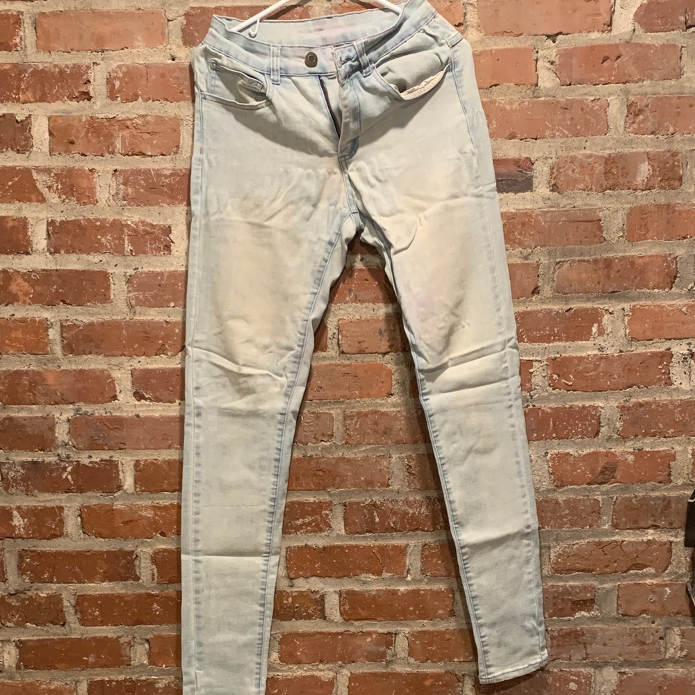 Light Wash Skinny Men's Jeans - Slim Fit Stretch Denim